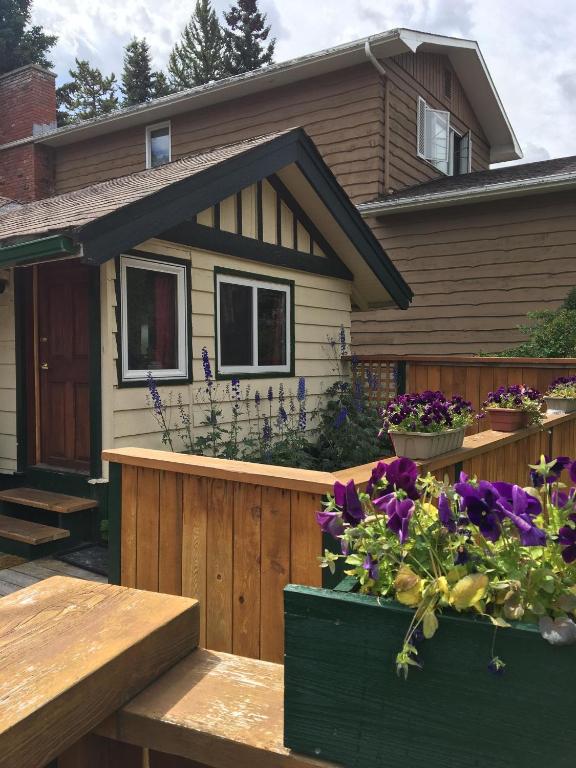 Hillside Bungalows — Hotel in Banff (AB)