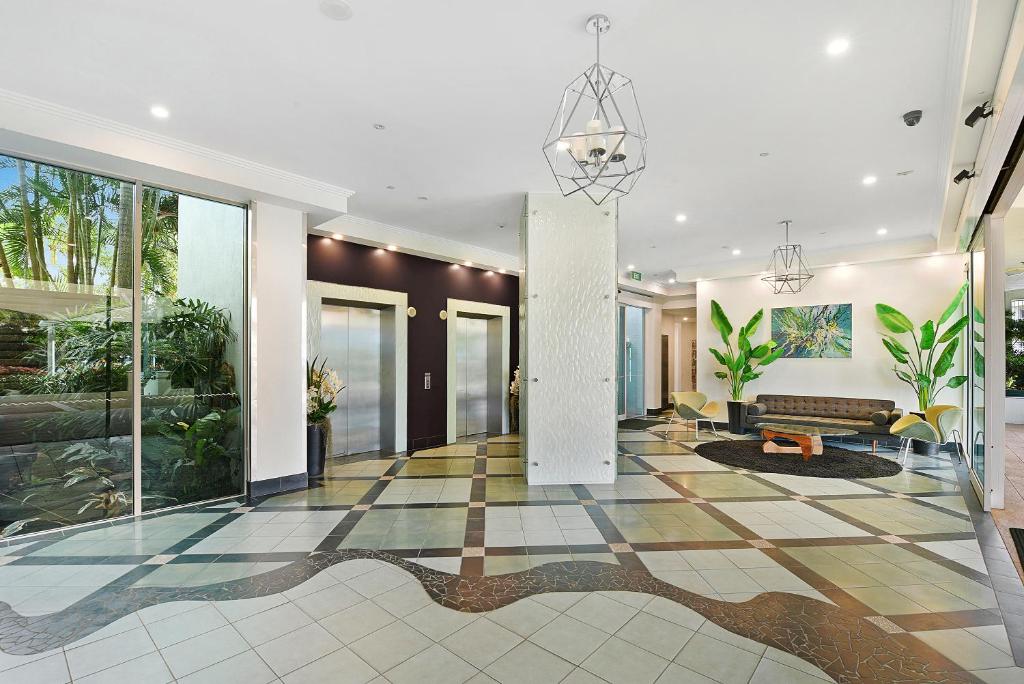 Lobby, Crystal Bay on the Broadwater in Gold Coast