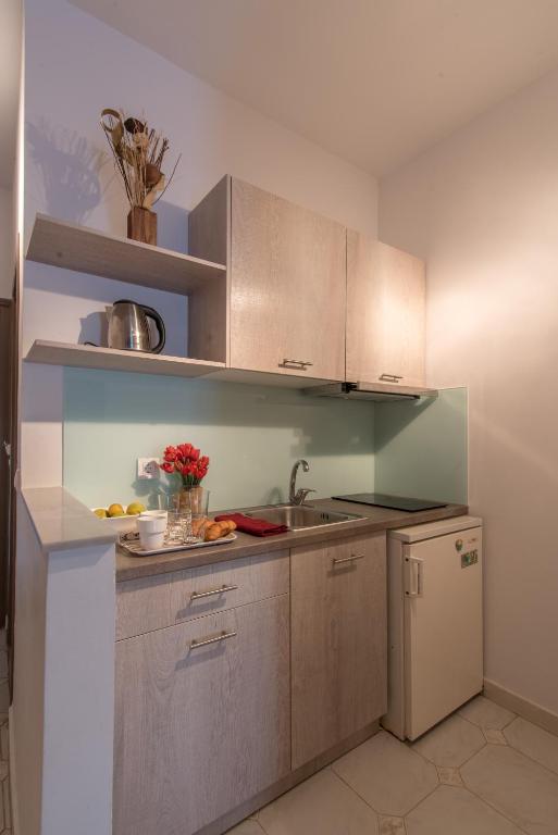 Kitchen, Dallas Valtos Studios in Parga