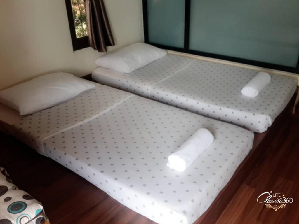 Sungai Rengit Hotel photo