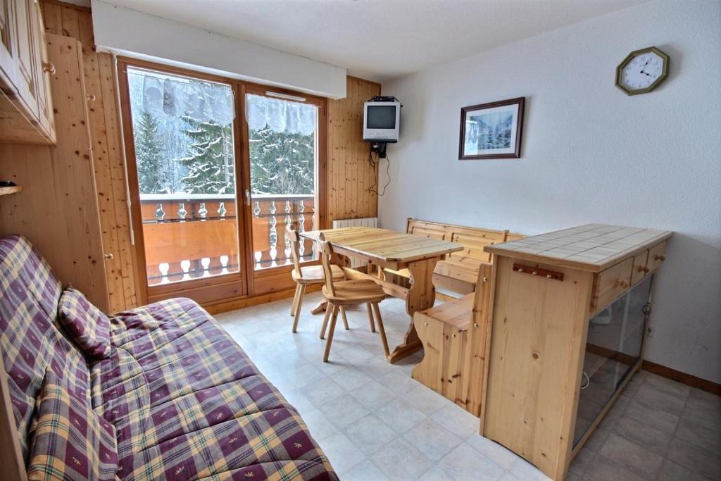 APPARTEMENT PIED DES PISTES -SAINT JEAN D'AULPS STATION-6 PERSONNES- GRAND CERF 10 - 1