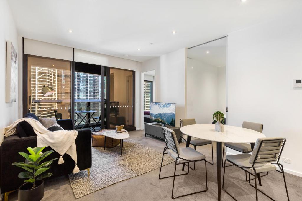 Stylish 2-Bed Apartment Near Southbank Restaurants — Hotel in Melbourne