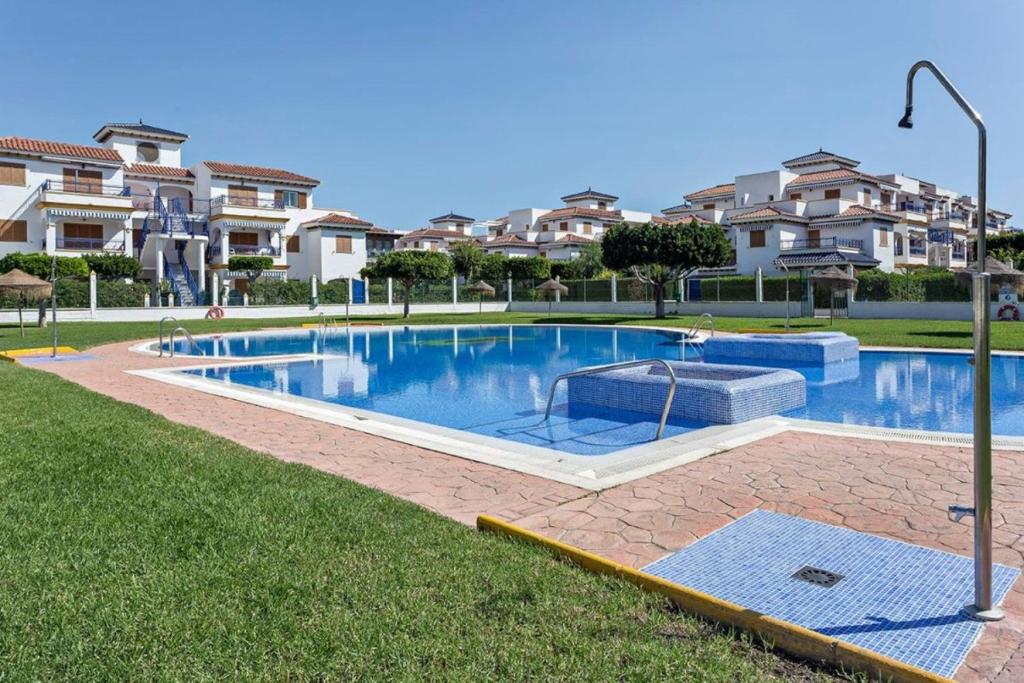 Lovely apartment near the beach - 4