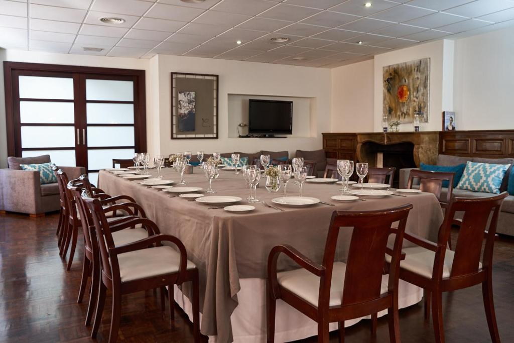 Hotel Don Curro — Restaurant & bars in Malaga, Andalusia