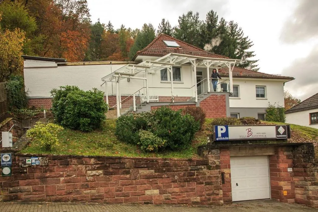 Villa Bruderfels, Garni, hotel in Rodalben