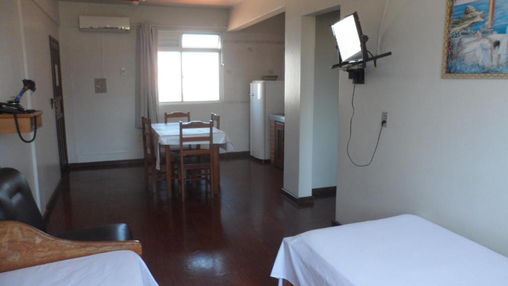 Shared lounge/TV area