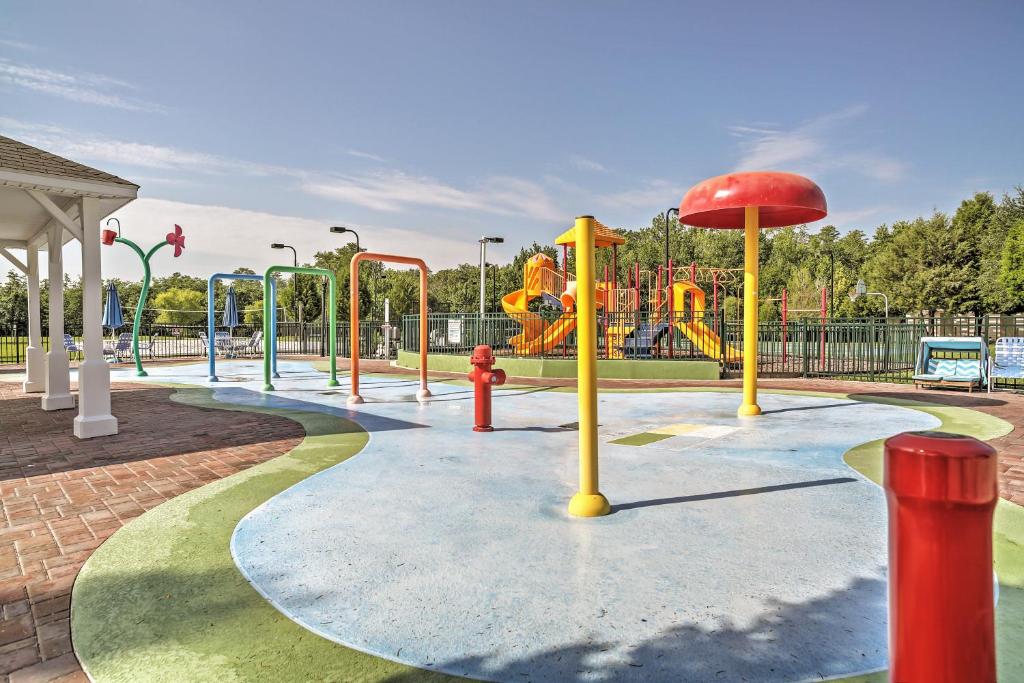 Townhome with Resort Perks, Near Disney and Universal! photo