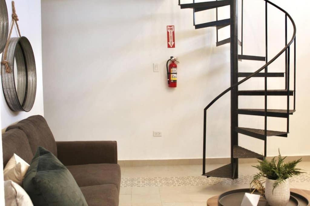 Modern Living In Old Town - Calle Luna OSJ Main image 1