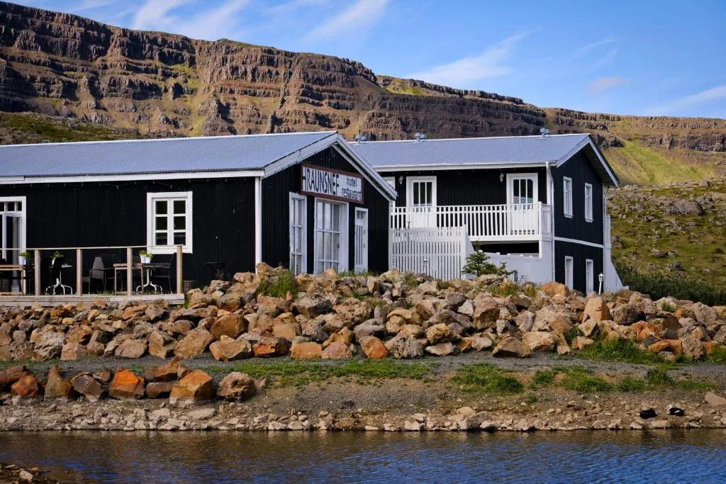 Hraunsnef Country Hotel, hotel v destinaci Bifrost