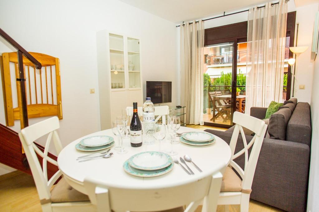 AL28 Duplex en la playa, Fenals, Costa Brava - 3