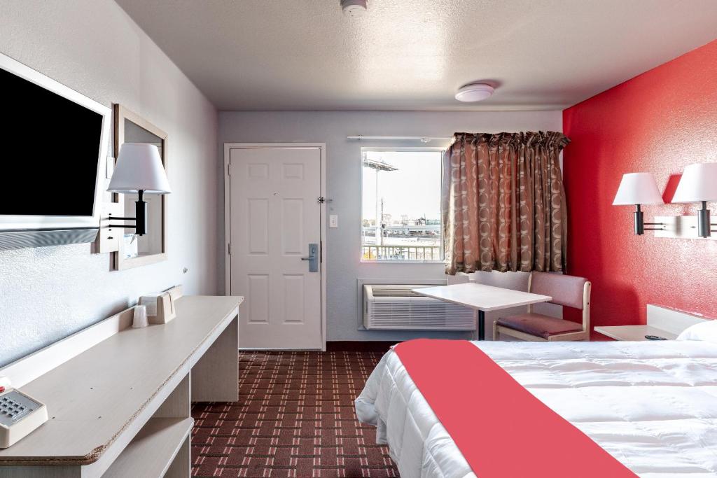 OYO Hotel Houston Southwest I-69 Photo 15