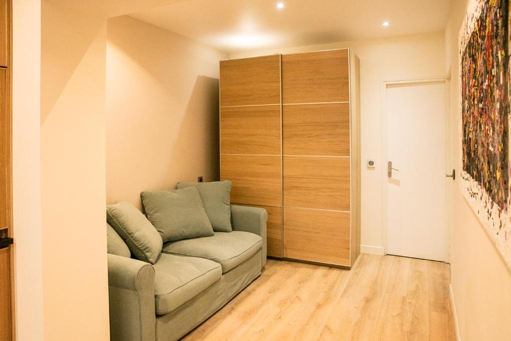 Apart 2 Opera New 2-3 Rooms for 4 guests - 1