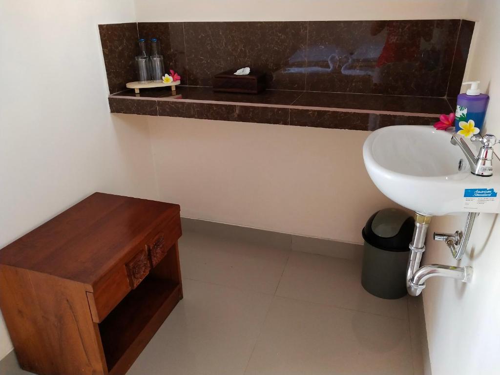 Lidah Lokal Guest House Singaraja photo