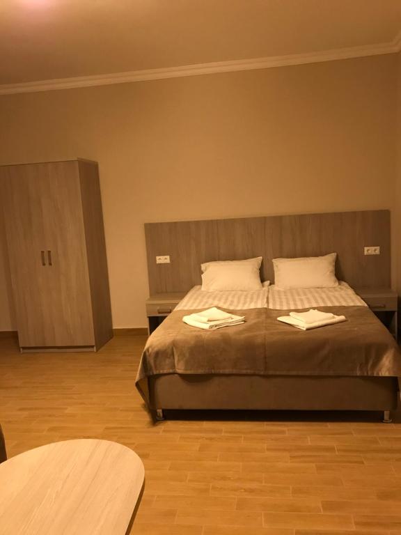 On Ivoviy Guest House