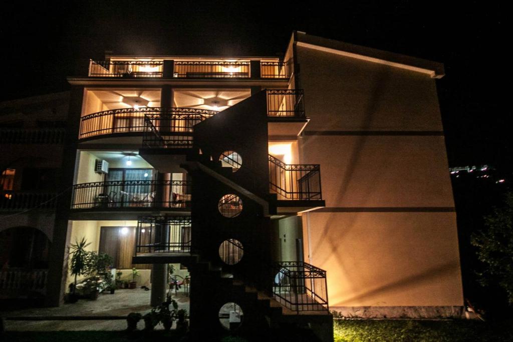 Apartment Dasic, Bar