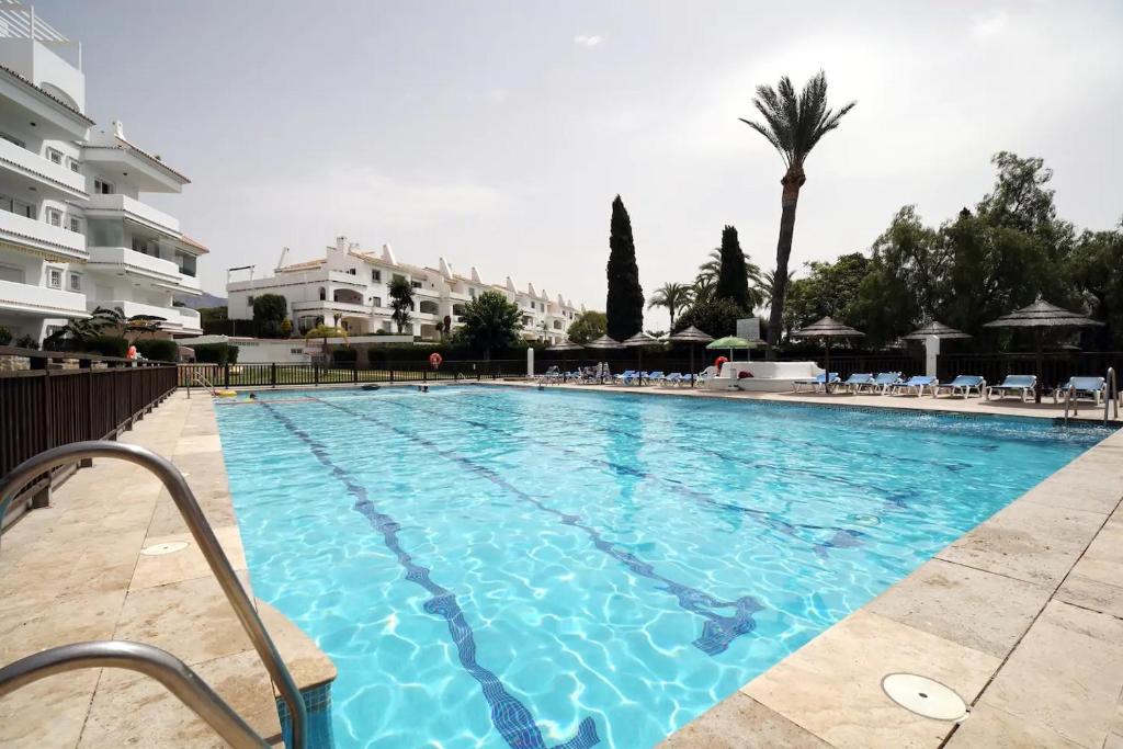 Spacious, Fresh and Fantastic Views - 2