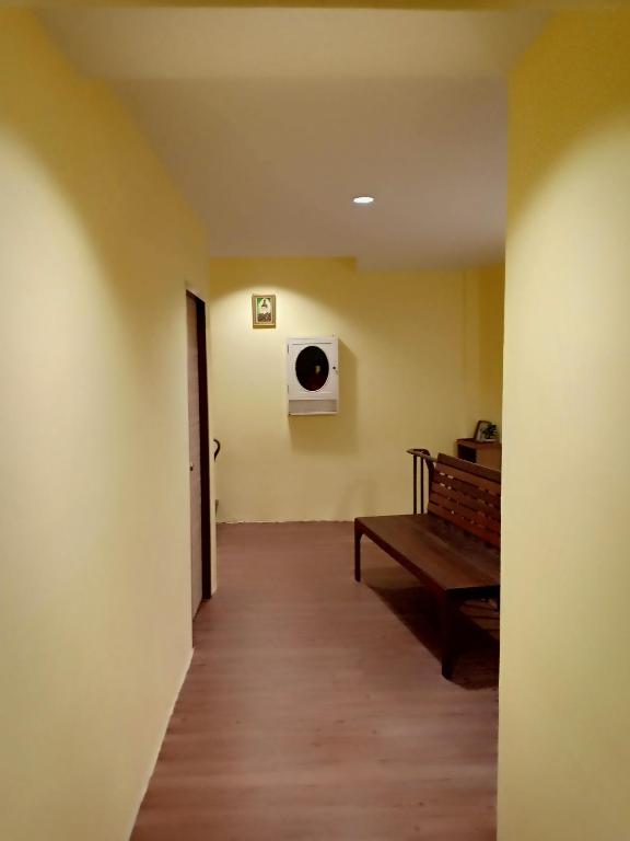 santo house photo