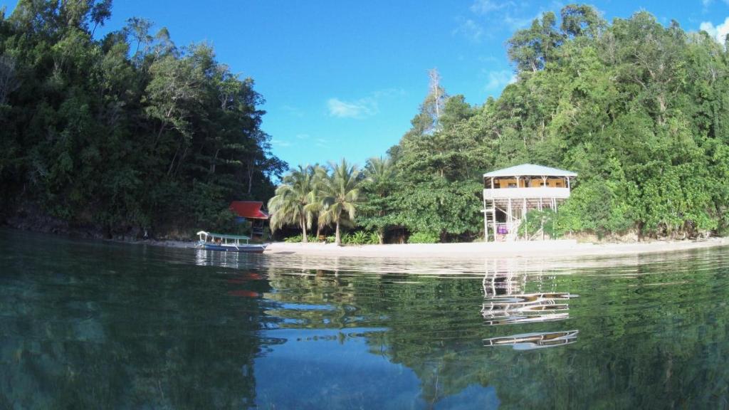 Sunset Beach, Batudaka