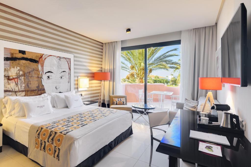 Royal Hideaway Sancti Petri - 2