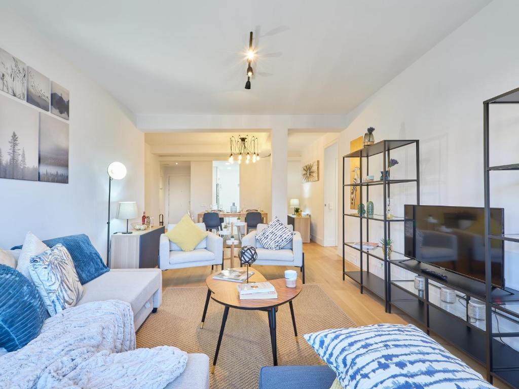 My City Home Plaza Castilla 3 — Hotel in Madrid