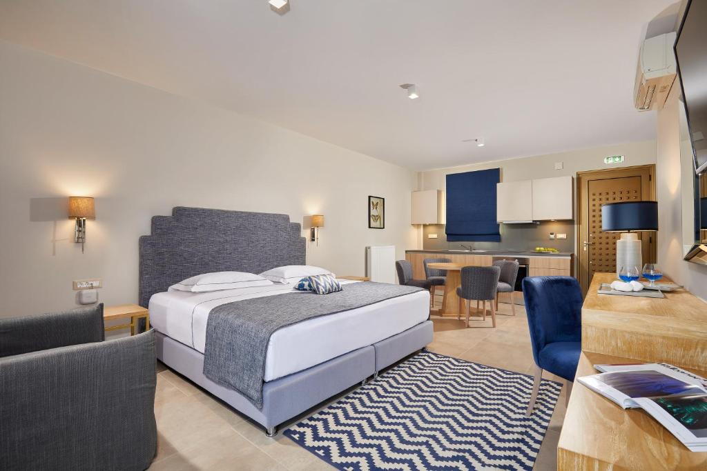 Sempre Viva Suites photo