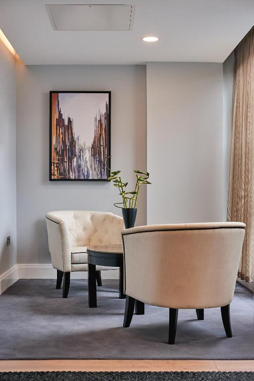 Seven Living Broadway Residences - Birmingham City Centre, Broad Street - Free Parking photo