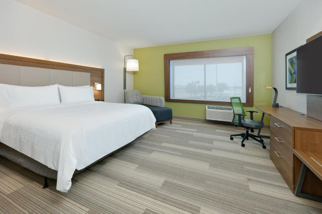 Holiday Inn Express & Suites Fort Worth North - Northlake an IHG Hotel Main image 1