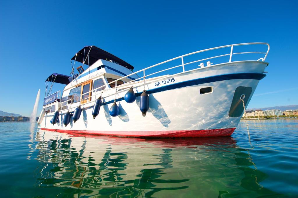 HOMEBOAT-bateau hotel photo