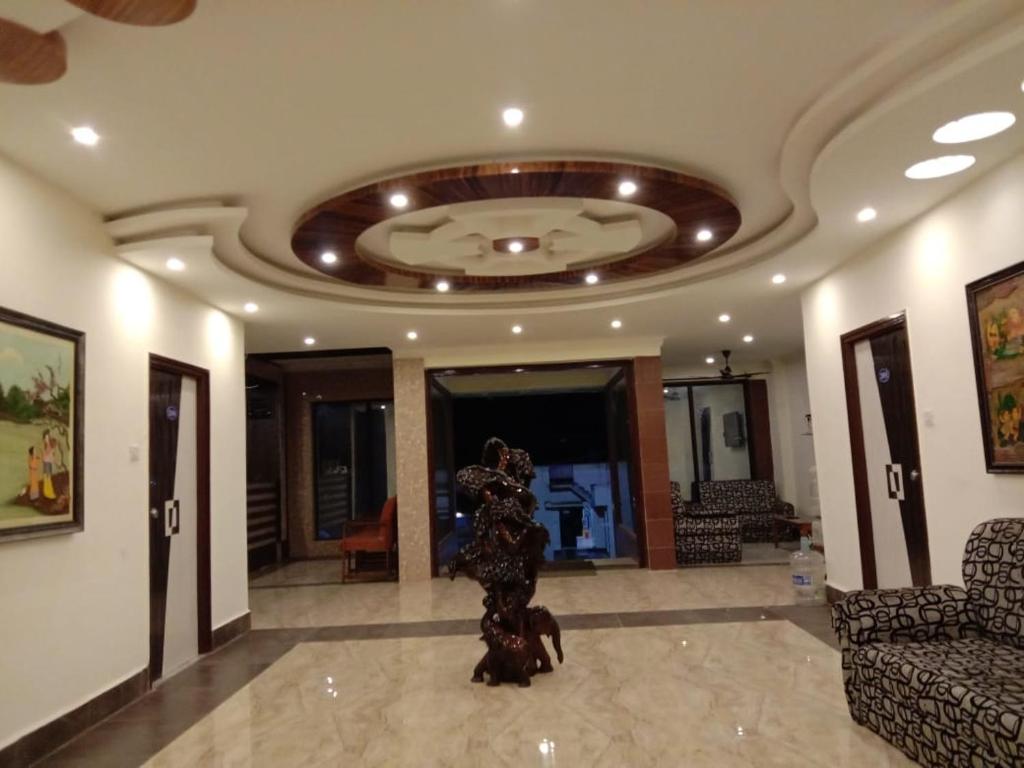 Hotel Dream World Boarding & Lodging photo