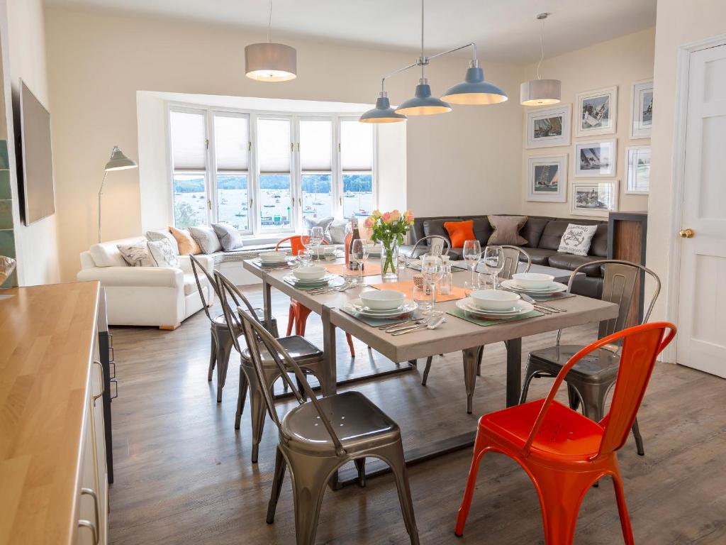 Coxswains Watch, Salcombe