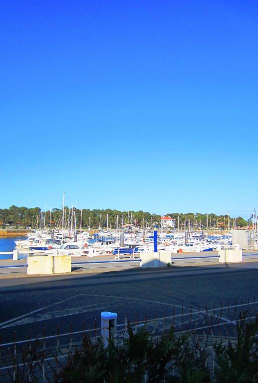 Appartement Rez-De-Chaussee 4 Personnes Face Au Port De Peche- Residence Le Magellan - 2