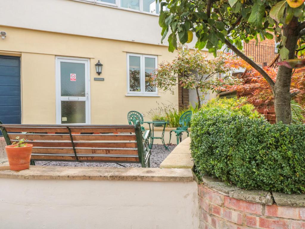 Church Road Annexe, Cinderford - pet-friendly stay in the Forest of Dean
