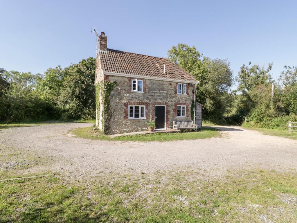 Pound Cottage, Dorchester - pet-friendly stay