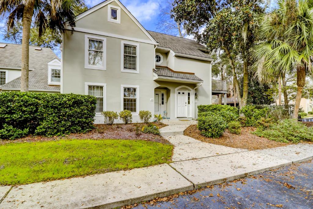 Evian 131, Hilton Head Island