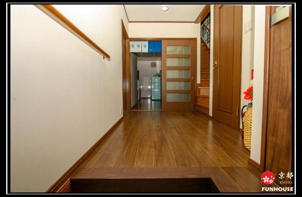 Funhouse 蘭 photo