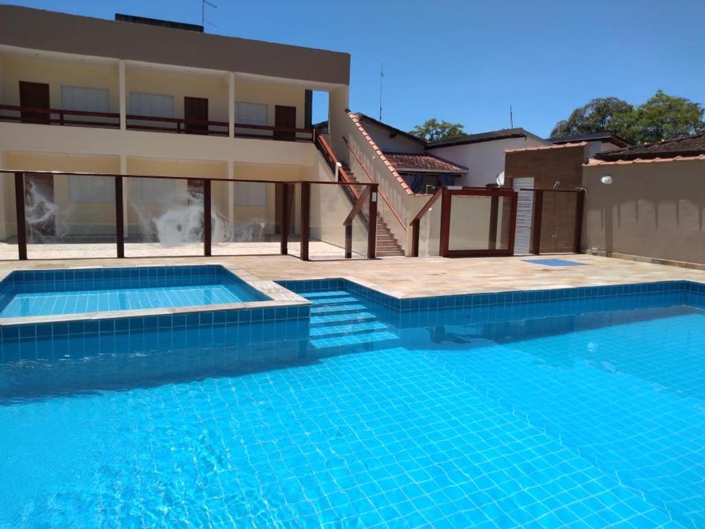 Chales Sao Mateus — Hotel in Ubatuba