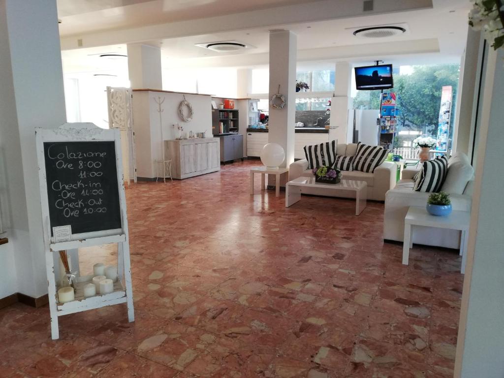 Hotel Ambasciata - 2
