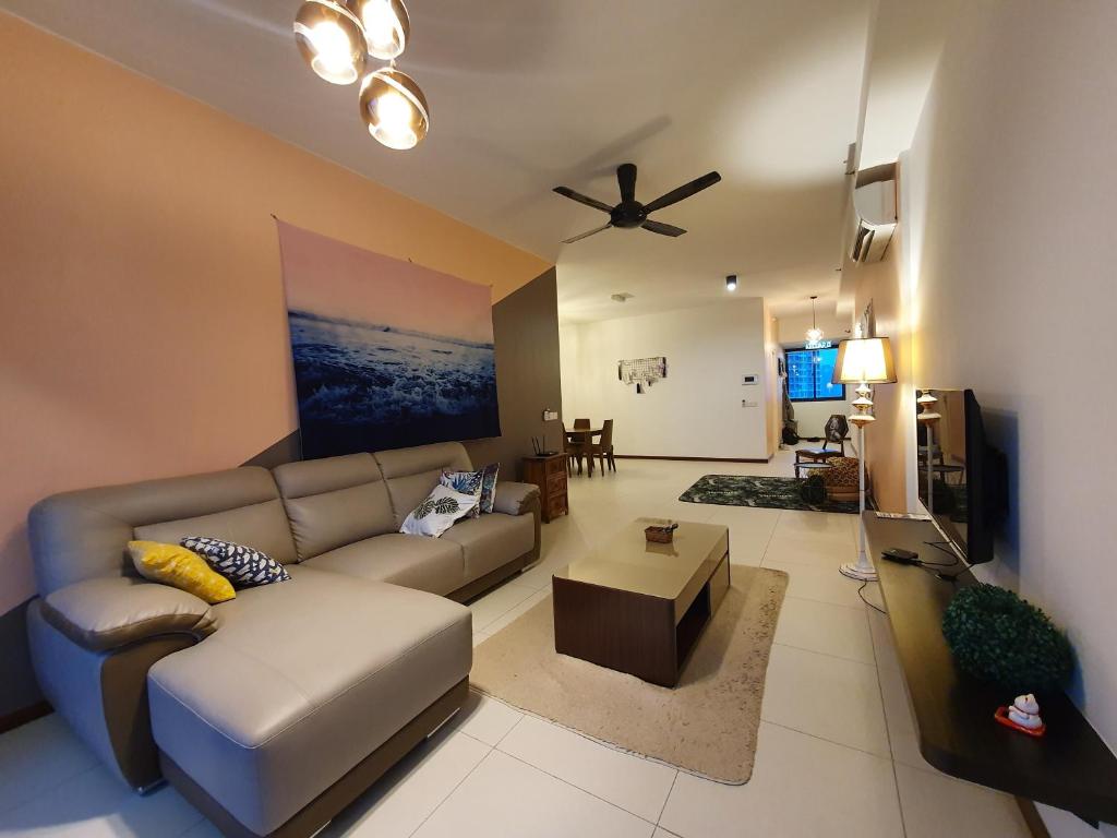 Landmark by Katana 3BR Romantic Luxury Seaview Homestay Gurney无敌海景三房套房, Tanjong Tokong