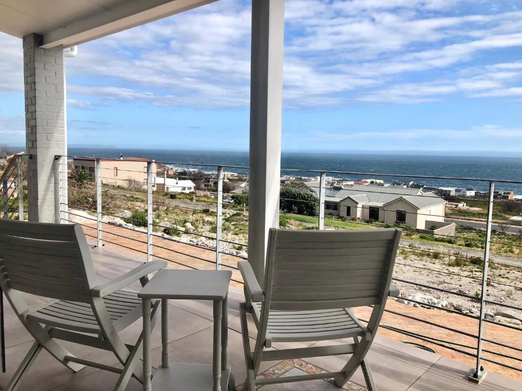 Whalecome Guest Suite photo
