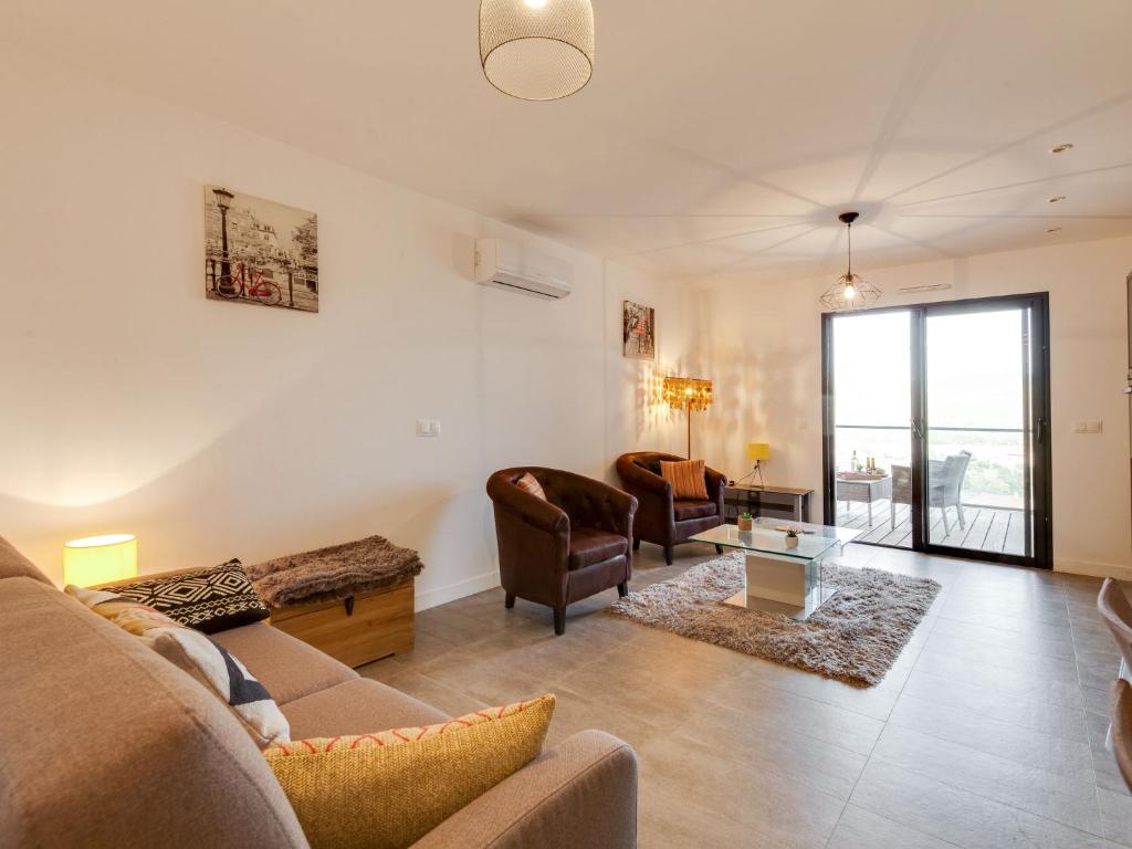 Studio Château-11 by Interhome - 5