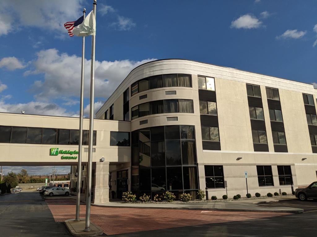 Holiday Inn - Champaign Photo 0