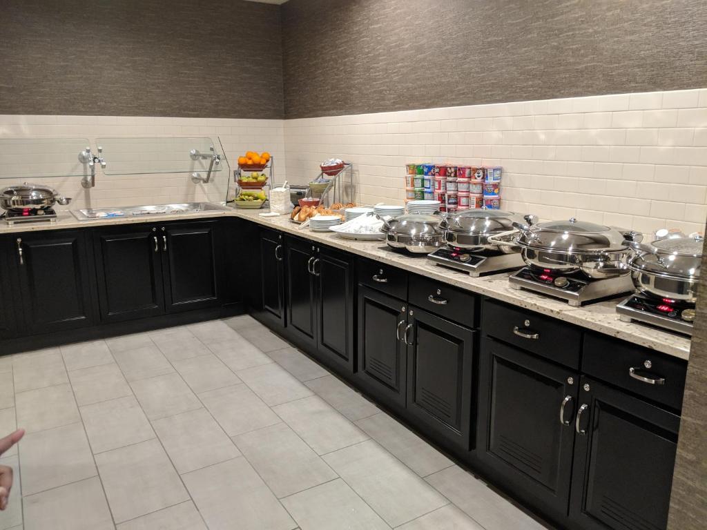 Holiday Inn - Champaign Photo 18