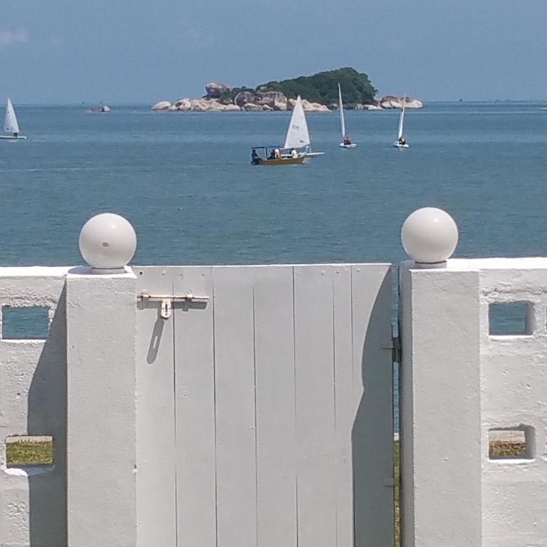 G&amp;T's Beach Front Villa — Hotel in Penang