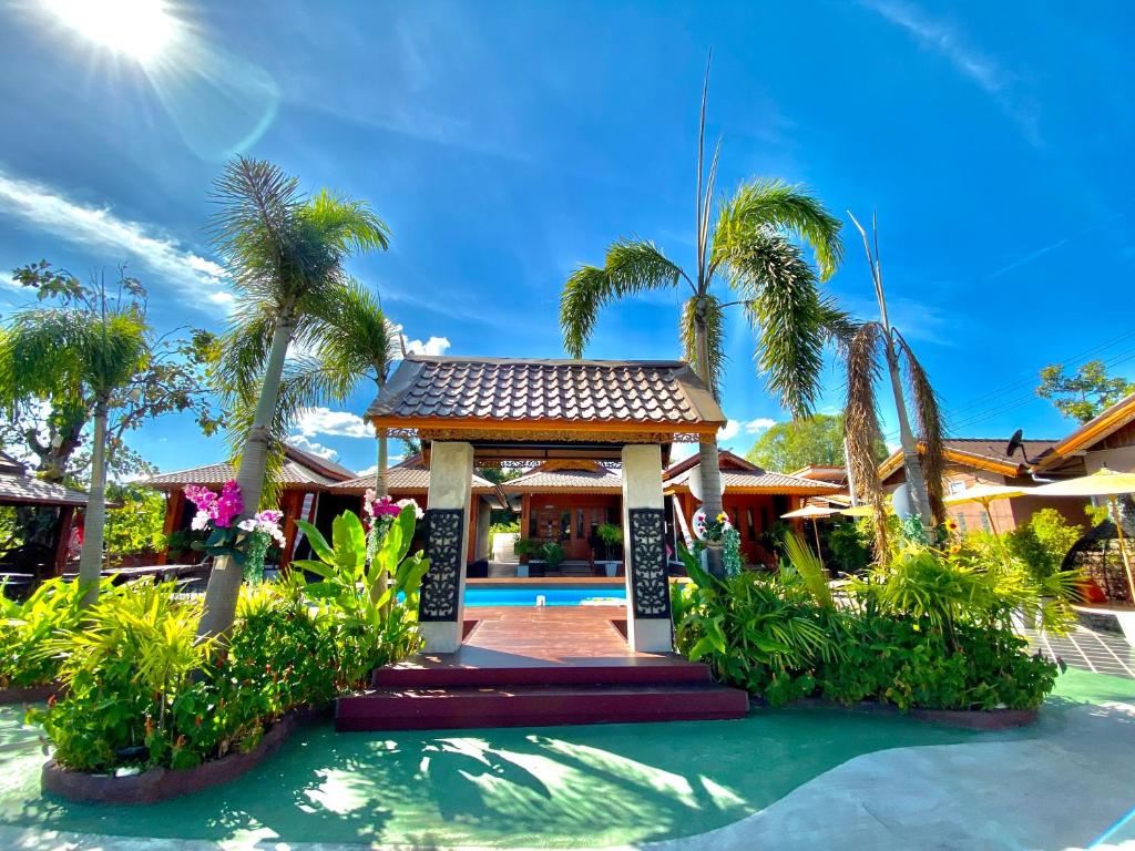 Khum Lanna Boutique Hotel — Hotel in Sisaket