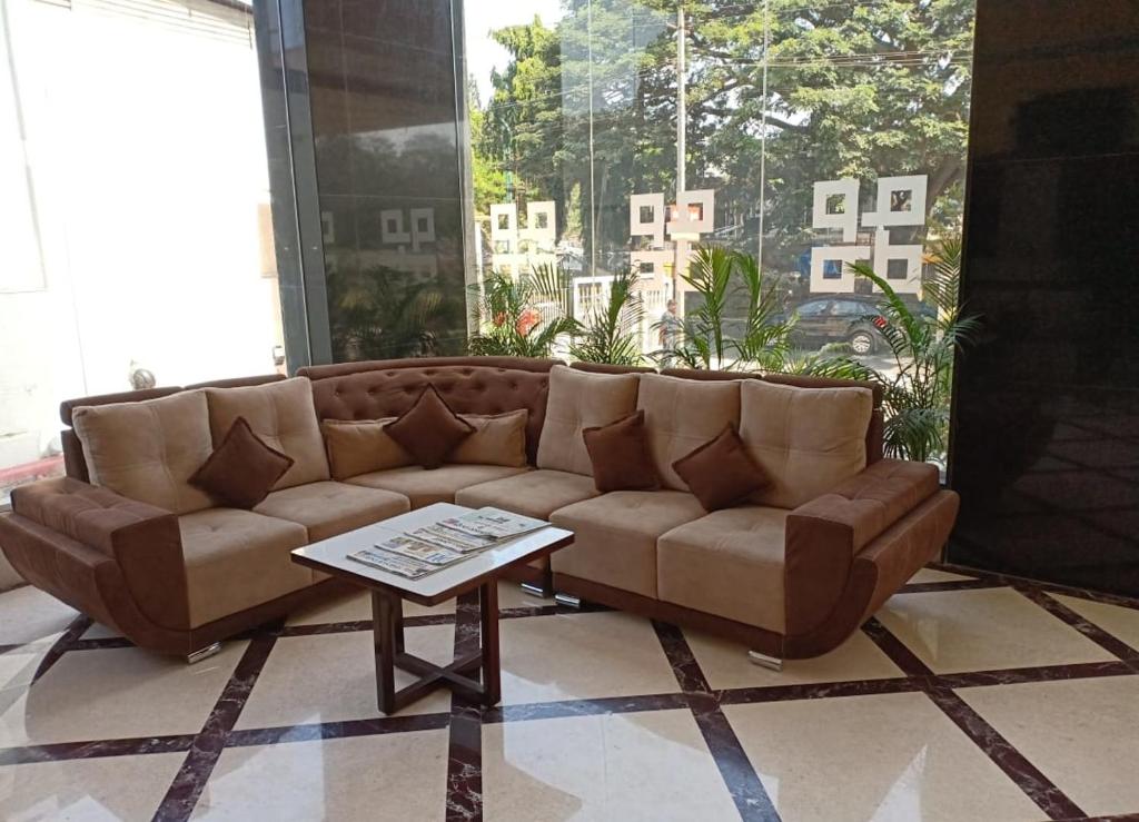Hotel Preethi International photo