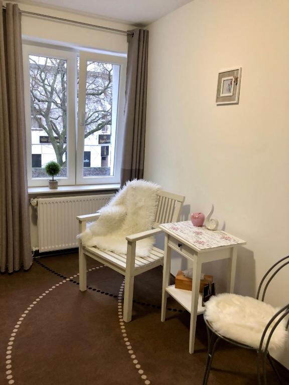 New Hostel Berlin Mitte FREE SNACK hot tea and coffee photo