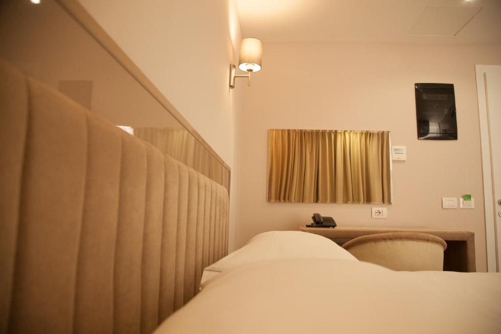 Royal G Hotel & SPA 4 Star — Hotel rooms in Durres, Durres