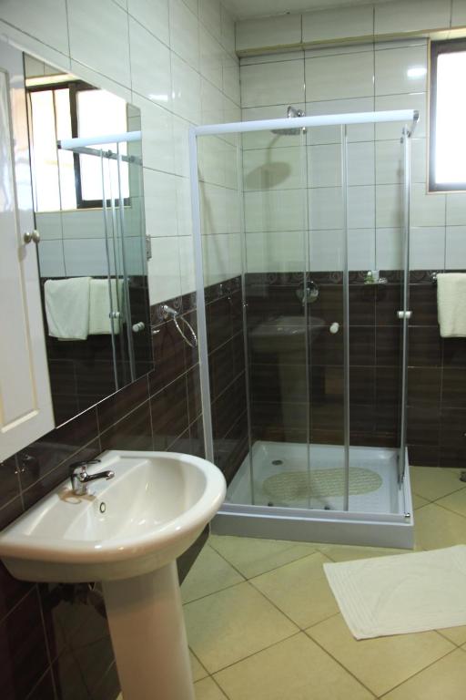 Milimani Beach Resort photo