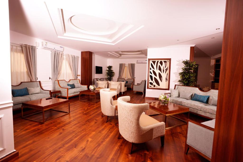 Suite blue photo