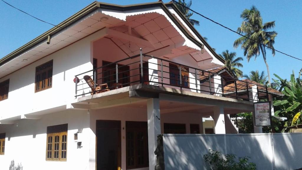 Paradise Beach House photo